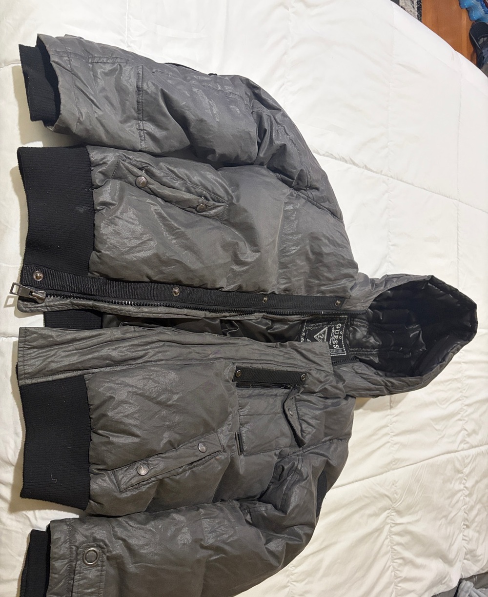 Guess Men's Hooded Puffer Jacket in Charcoal Gray